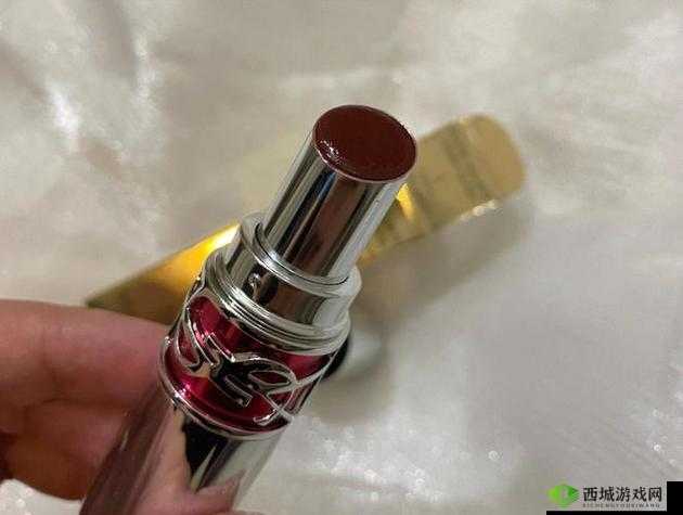 Ysl 口红水蜜桃色号：魅力无法挡